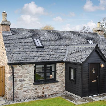 Mile End Cottage Инвернесс Экстерьер фото